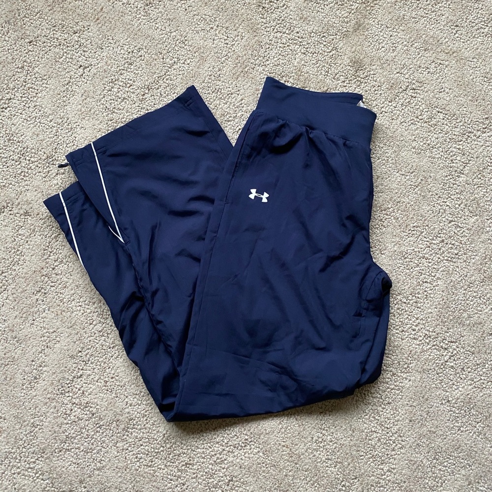 Under Armour sweatpants loose fit